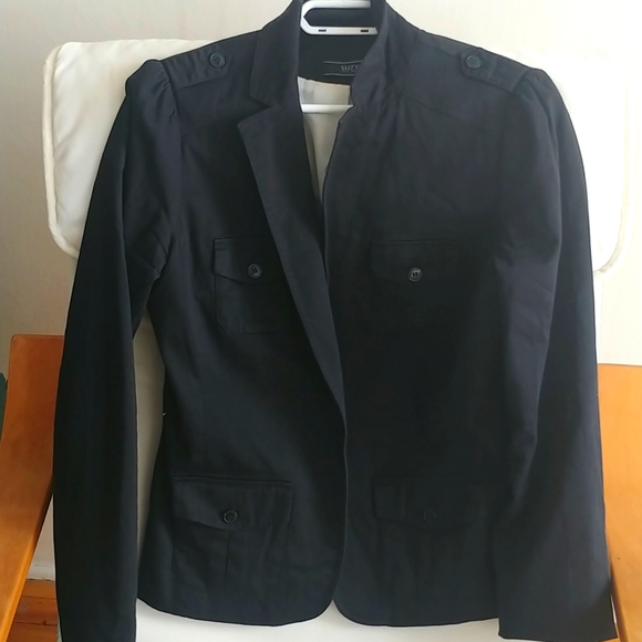 Blazer - Picture 1 of 3